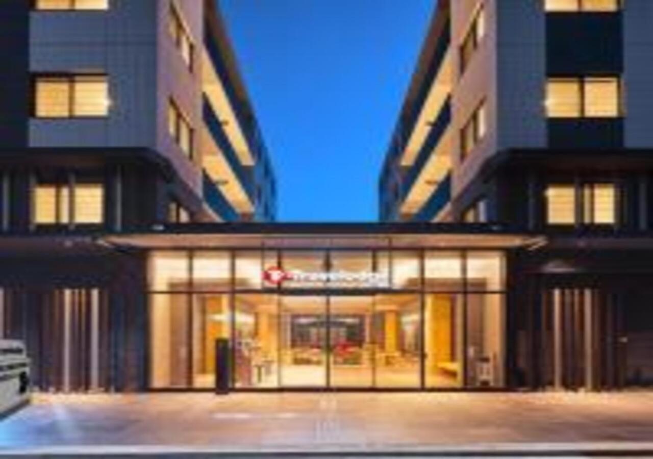 Travelodge Kyoto Shijo Omiya Eksteriør billede